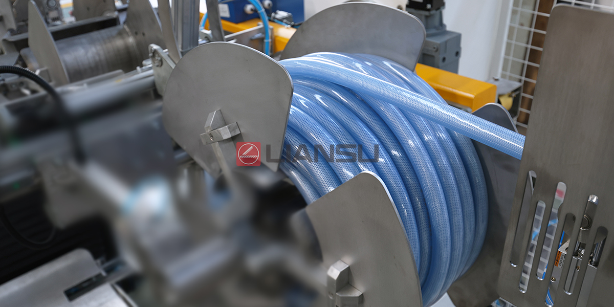 1764230471111776.jpg plastic hose coiler machine 4.jpg