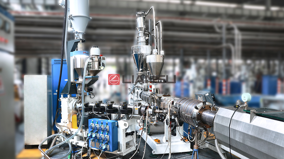 gravimetric doisng system for abs pipe extrusion line.jpg