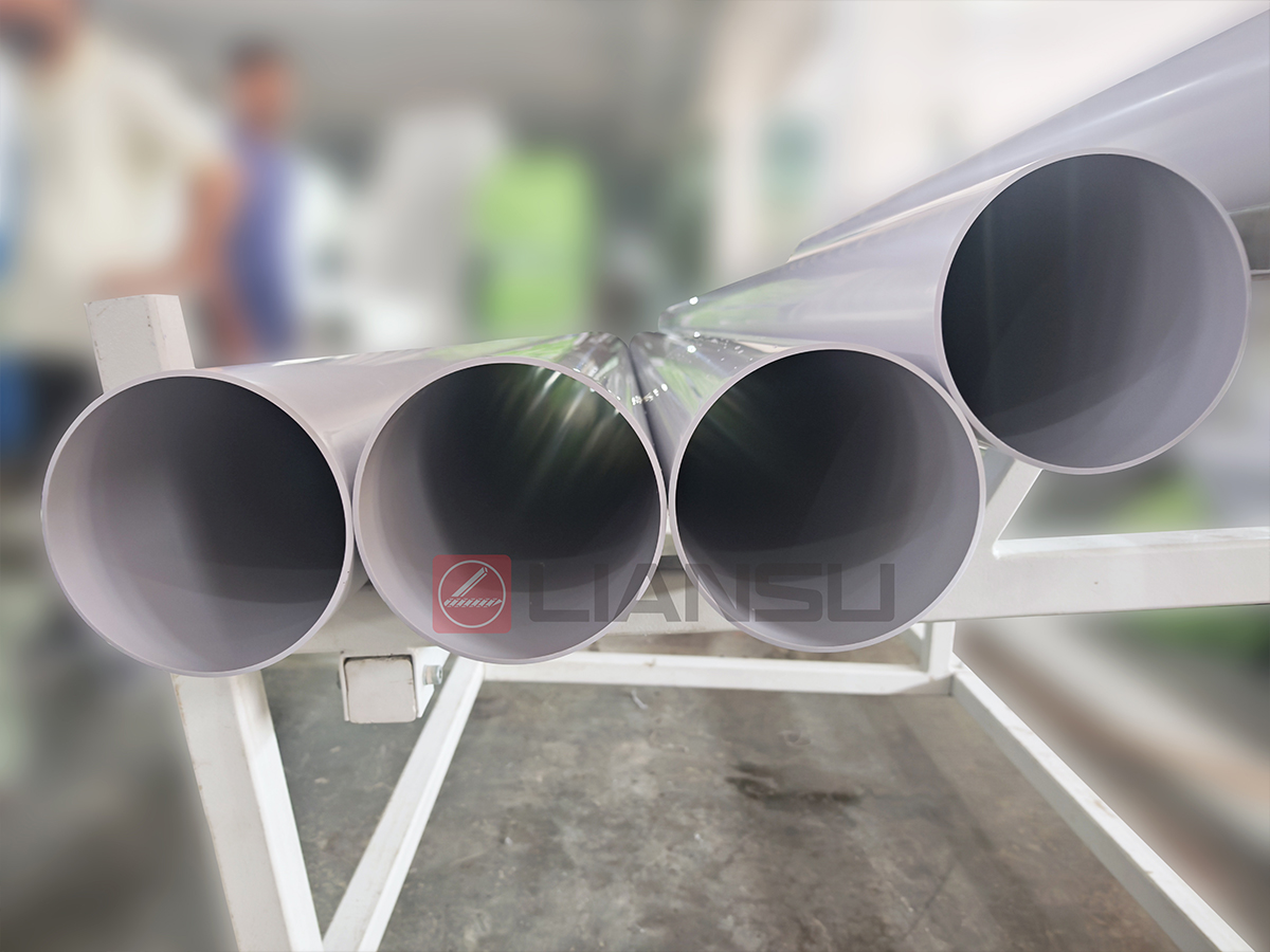 PVC drainage pipes manufacturing.jpg